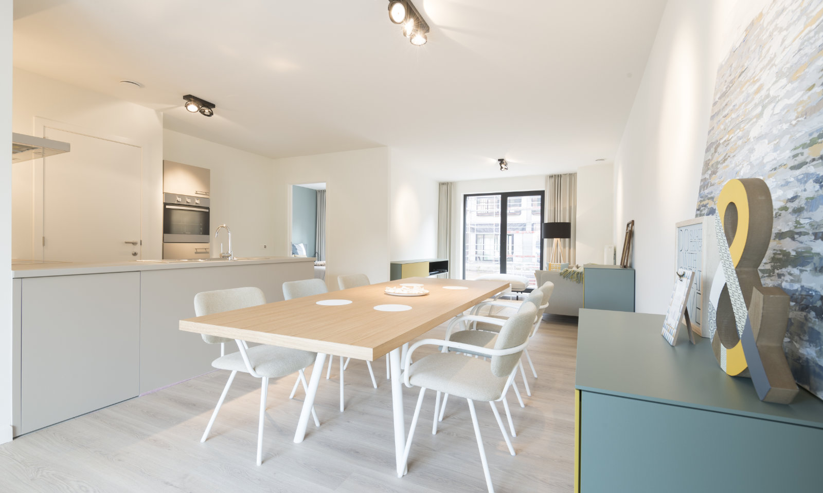 Eettafel in appartement 4 Fonteinen