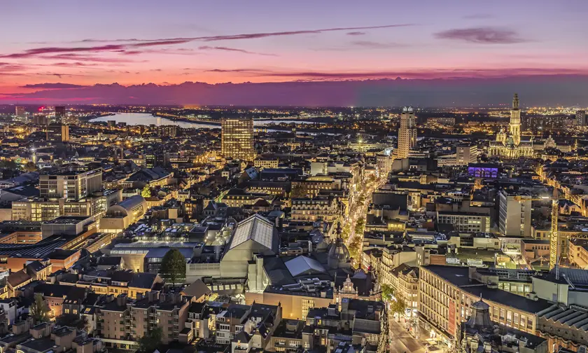 antwerp tower buitenkant uitzicht kathedraal Antwerpen